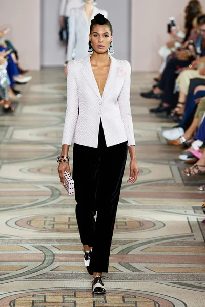Look 1